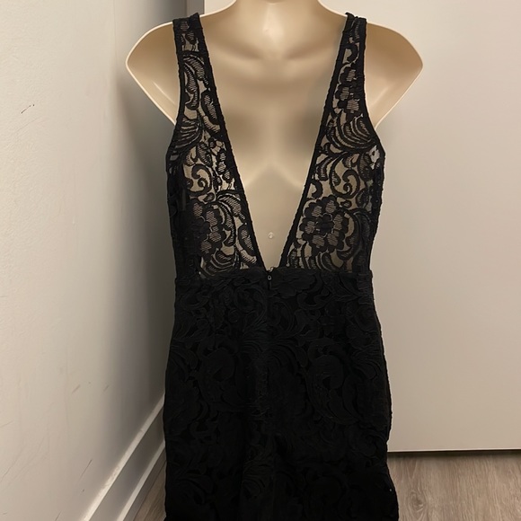 Lace bodycon dress - Picture 5 of 5
